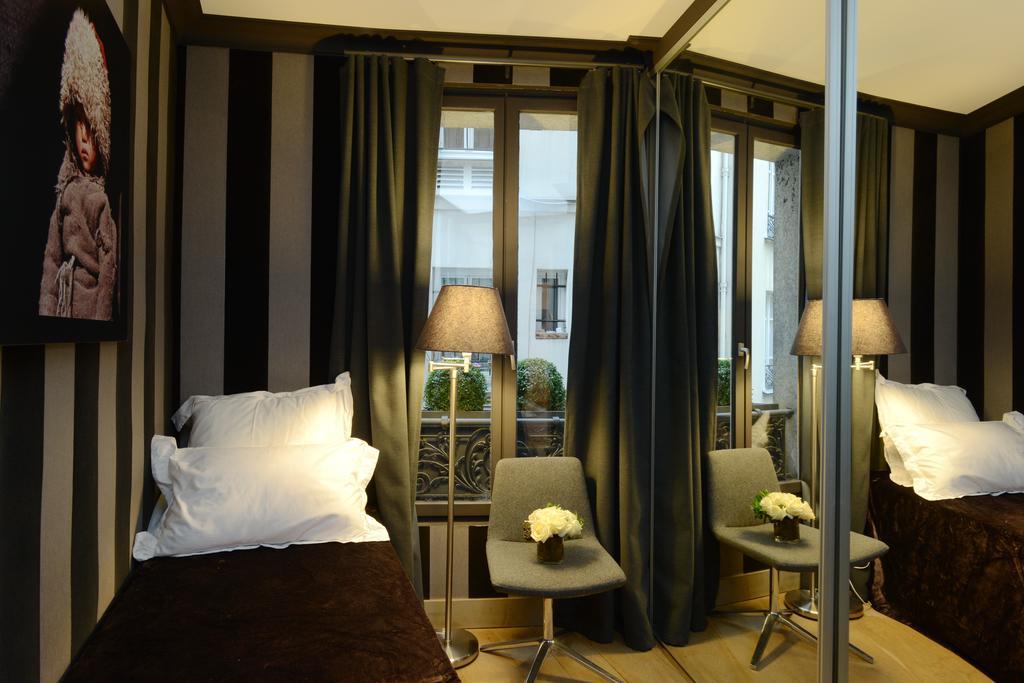 Appartement Paris Tour Eiffel Rom bilde