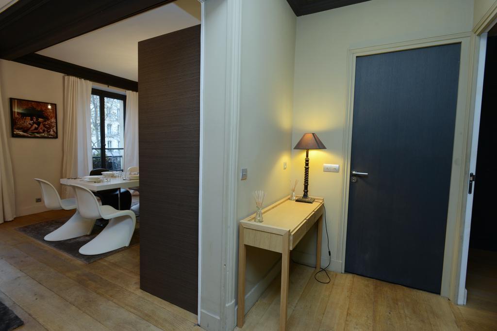 Appartement Paris Tour Eiffel Rom bilde