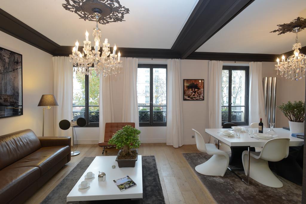 Appartement Paris Tour Eiffel Rom bilde